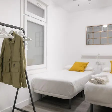 Apartment 1893 180 M. From The Old Town, A/c *