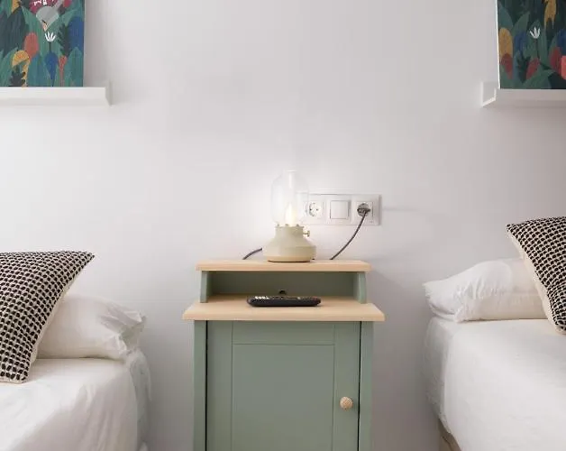 Apartman 1893 180 M. From The Old Town, A/c *